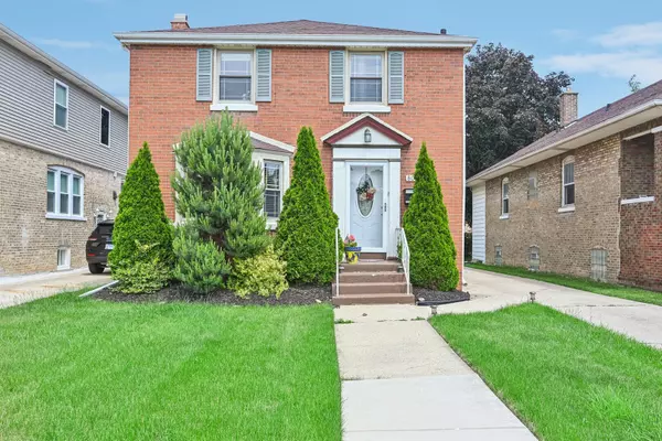 Maywood, IL 60153,807 S 20th AVE