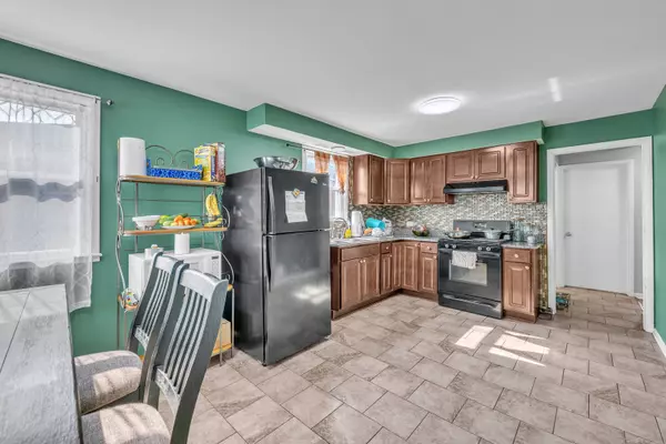 Chicago, IL 60652,3773 W Hayford ST