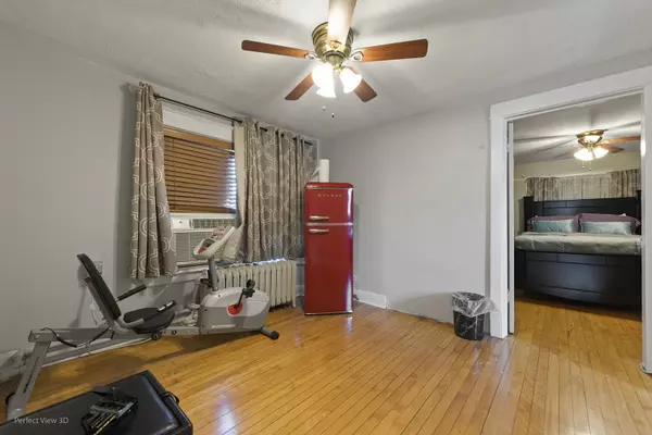 Chicago, IL 60628,53 W 123rd ST