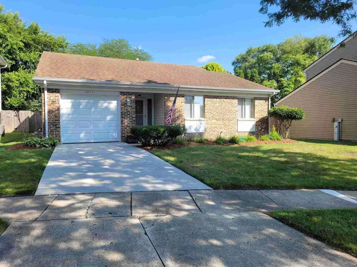 Warrenville, IL 60555,2S601 Cynthia CT