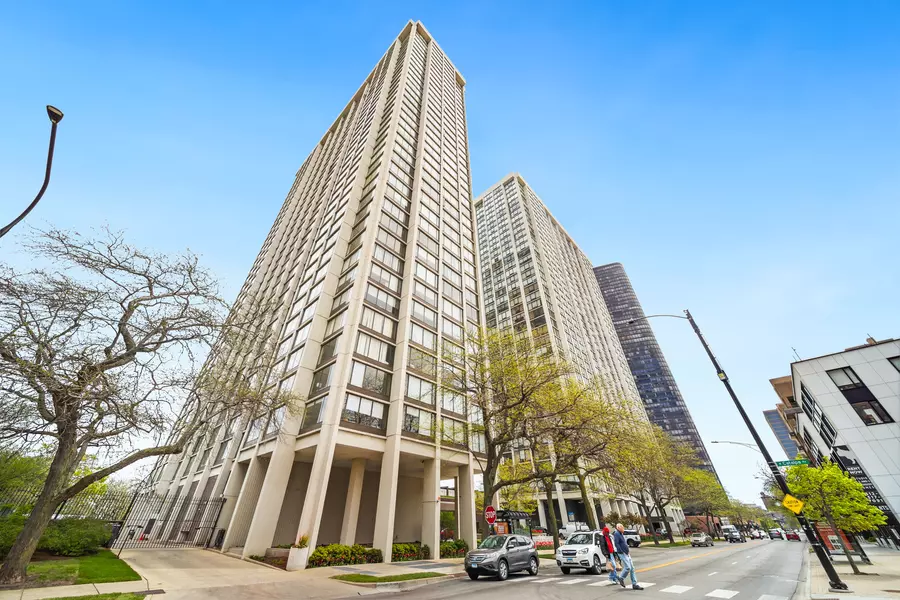 5455 N Sheridan RD #3804, Chicago, IL 60640