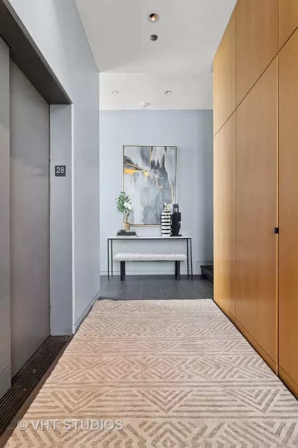 Chicago, IL 60611,680 N Lake Shore DR #2800