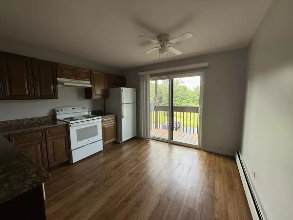 Darien, IL 60561,8238 Woodland DR #C