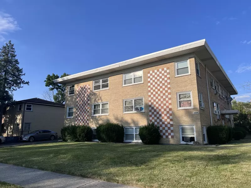 10931 S Lloyd DR, Worth, IL 60482