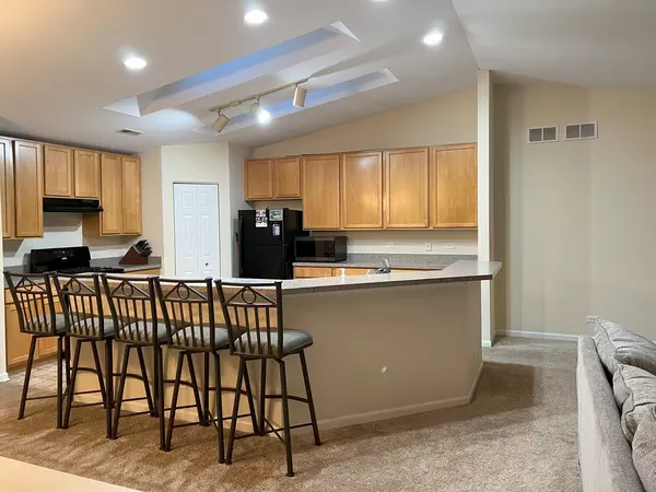 Algonquin, IL 60102,2623 Amber CT #2623