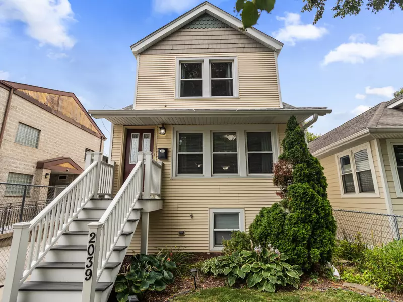 2039 Brown AVE, Evanston, IL 60201