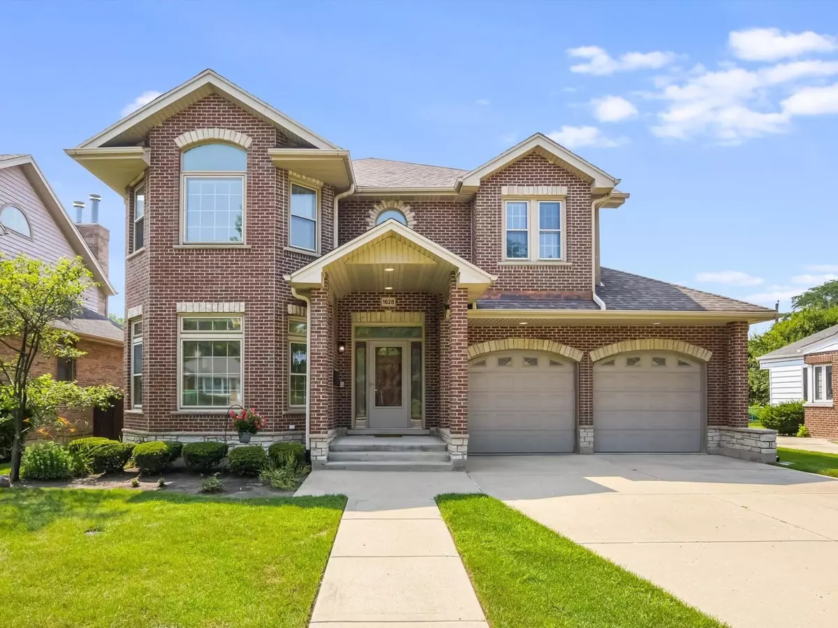 Park Ridge, IL 60068,1628 S Cumberland AVE