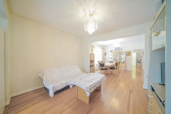 Chicago, IL 60634,5843 W Warwick AVE