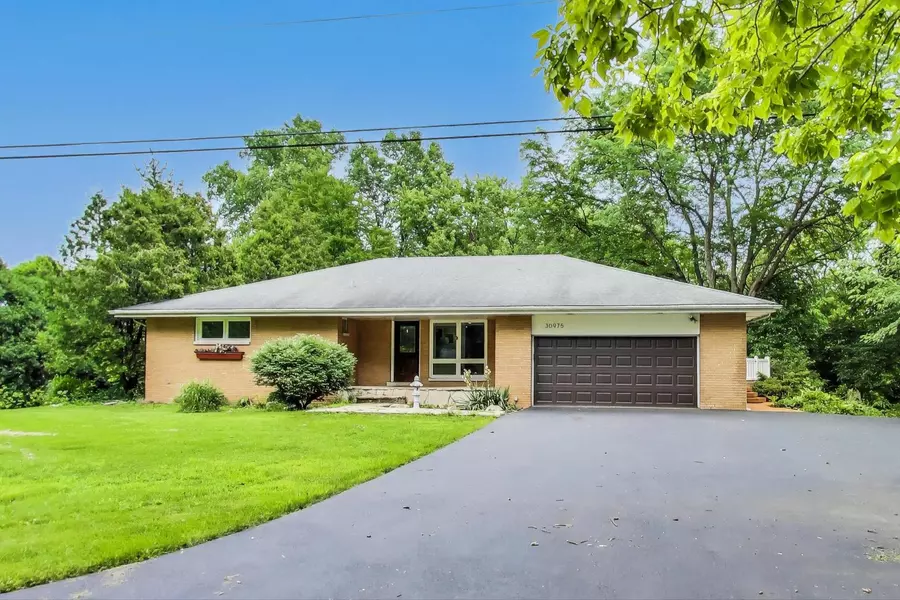 30975 N Blackhawk TRL, Grayslake, IL 60030
