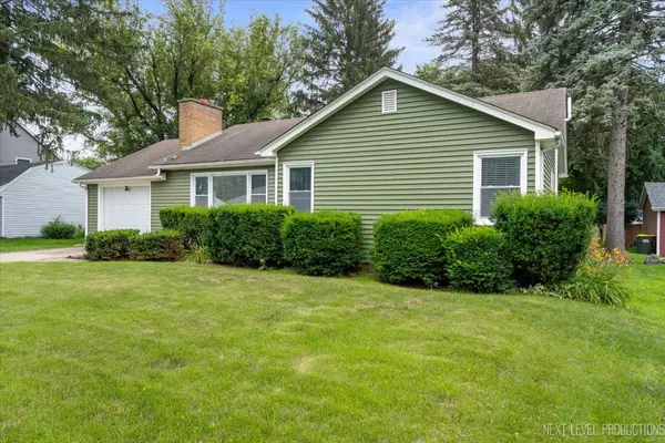 Cary, IL 60013,129 Weaver DR