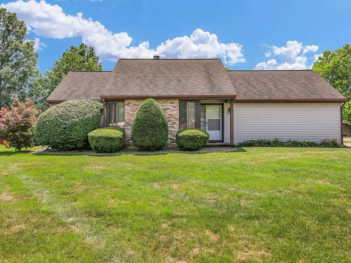 Urbana, IL 61802,1211 Brad DR #1211