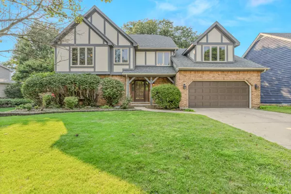 710 Alexandria DR, Naperville, IL 60565