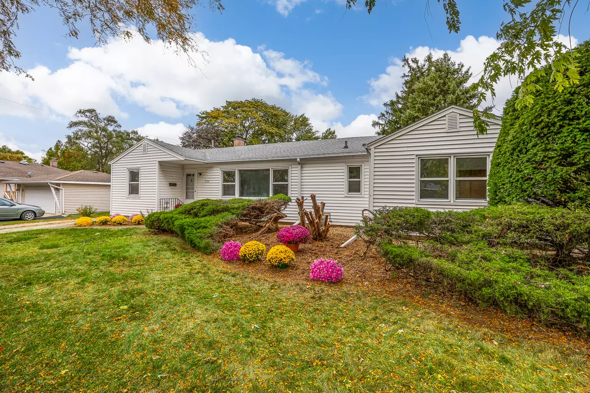 Downers Grove, IL 60515,232 55th ST