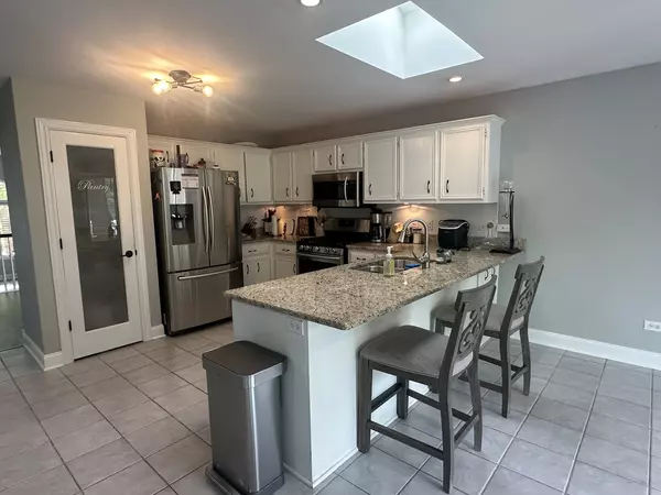 New Lenox, IL 60451,790 Eastwind DR