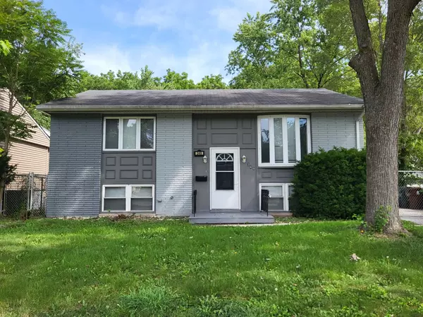 349 E Maple DR, Glenwood, IL 60425