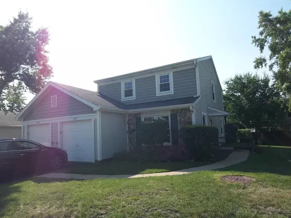 1925 Georgetown LN, Hoffman Estates, IL 60169