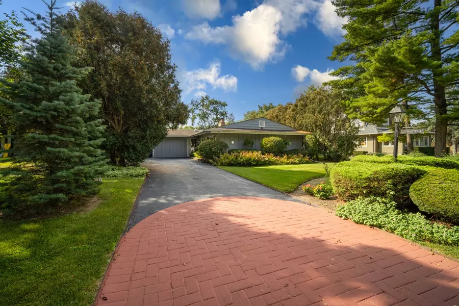 2223 Walters AVE, Northbrook, IL 60062