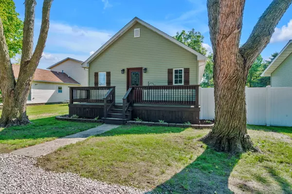 75 4th AVE, South Wilmington, IL 60474