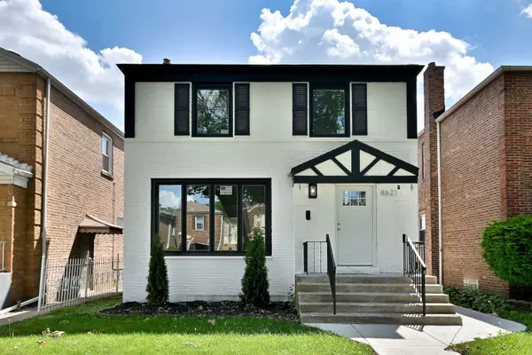 8621 S Dante AVE, Chicago, IL 60619