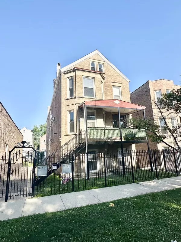 2238 S Homan AVE #2R, Chicago, IL 60623