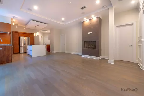 Chicago, IL 60642,1346 W Augusta BLVD #2