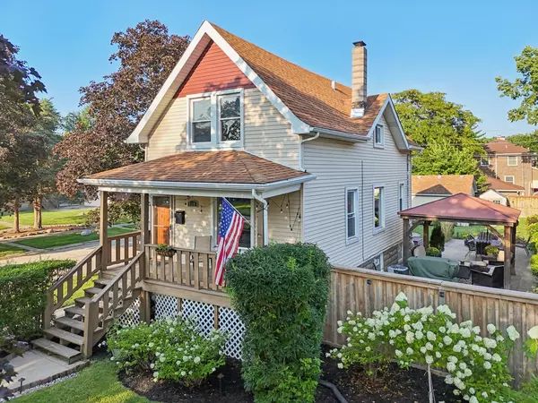 Maywood, IL 60153,919 N 3rd AVE