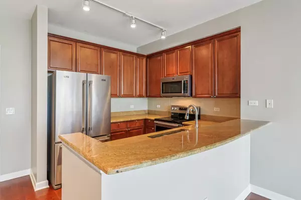 Chicago, IL 60616,1841 S Calumet AVE #1302