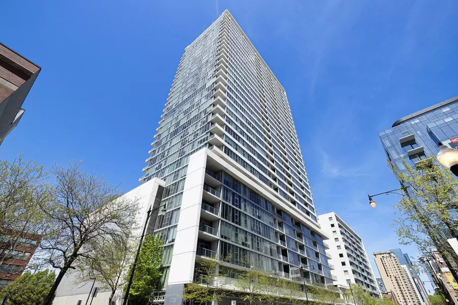 1720 S Michigan AVE #1602, Chicago, IL 60616