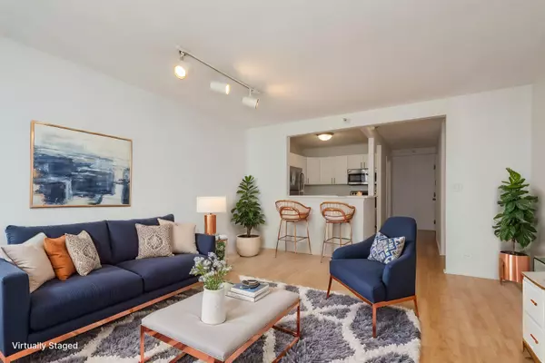 10 E Ontario ST #1806, Chicago, IL 60611