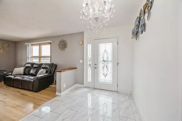 Hodgkins, IL 60525,6614 Kane AVE