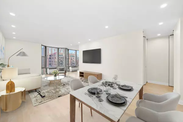 Chicago, IL 60610,1340 N DEARBORN ST #17A