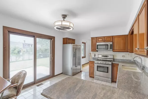 Schaumburg, IL 60193,722 Seafarer DR