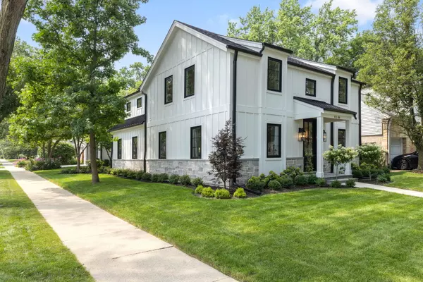 4146 Howard AVE, Western Springs, IL 60558