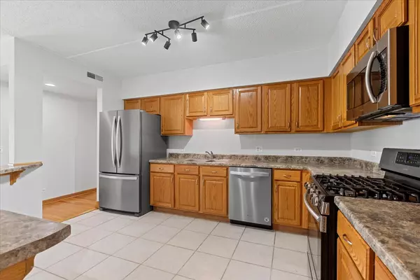 Chicago, IL 60707,2919 N Harlem AVE #411