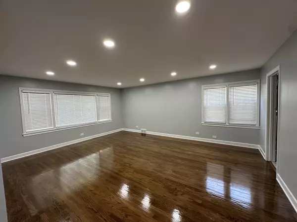 Skokie, IL 60076,8232 Keating AVE