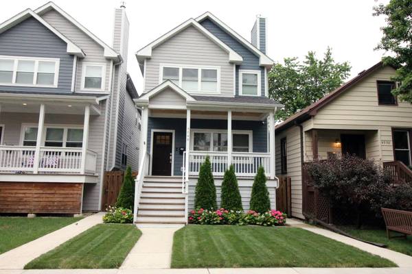 4548 N Kildare AVE, Chicago, IL 60630
