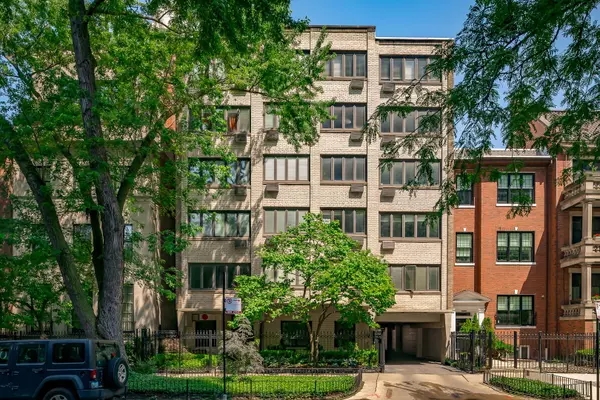 1419 N State Pkwy #501, Chicago, IL 60610