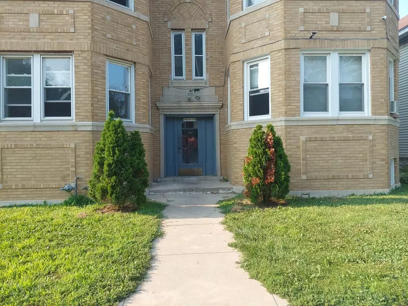 3434 W Marquette RD #1R, Chicago, IL 60629