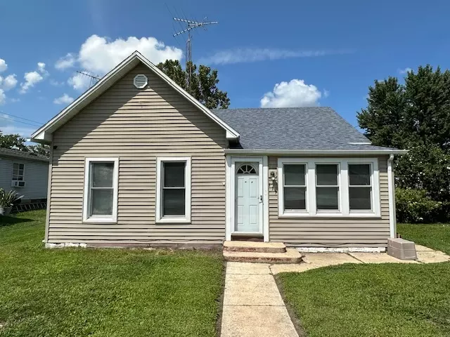 Essex, IL 60935,111 E Main ST