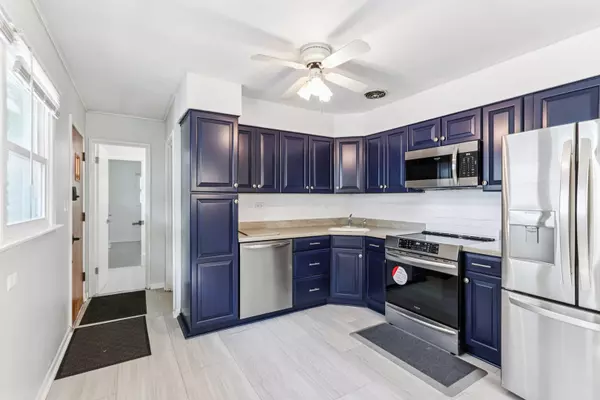 Arlington Heights, IL 60005,1334 S Dunton AVE