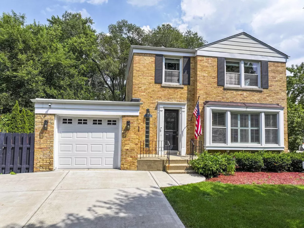 Arlington Heights, IL 60004,735 N Patton AVE