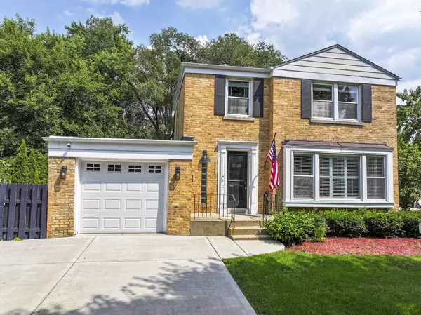 735 N Patton AVE, Arlington Heights, IL 60004