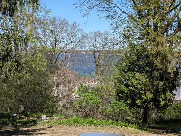 Spring Grove, IL 60081,39132 N Mound AVE