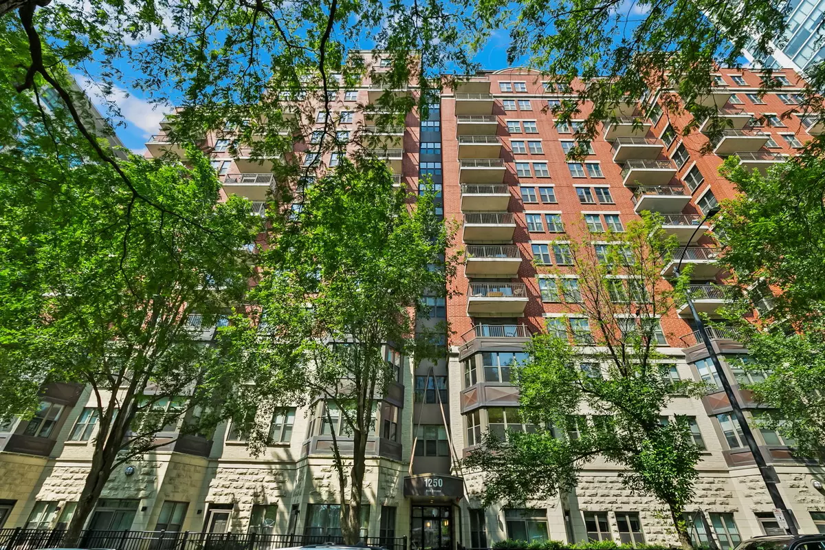 Chicago, IL 60605,1250 S Indiana AVE #105