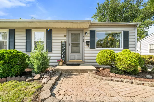 Buffalo Grove, IL 60089,124 Bernard DR