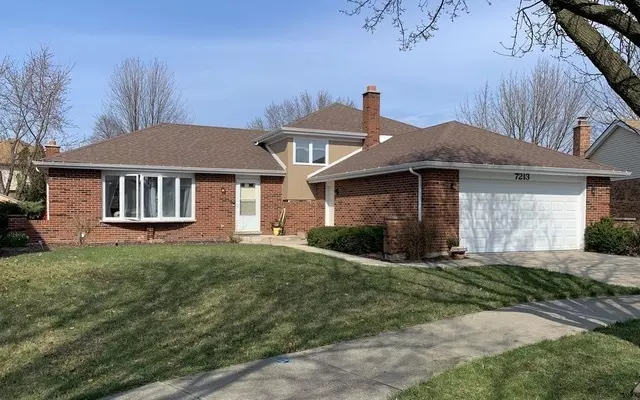 Downers Grove, IL 60516,7213 Bateman ST