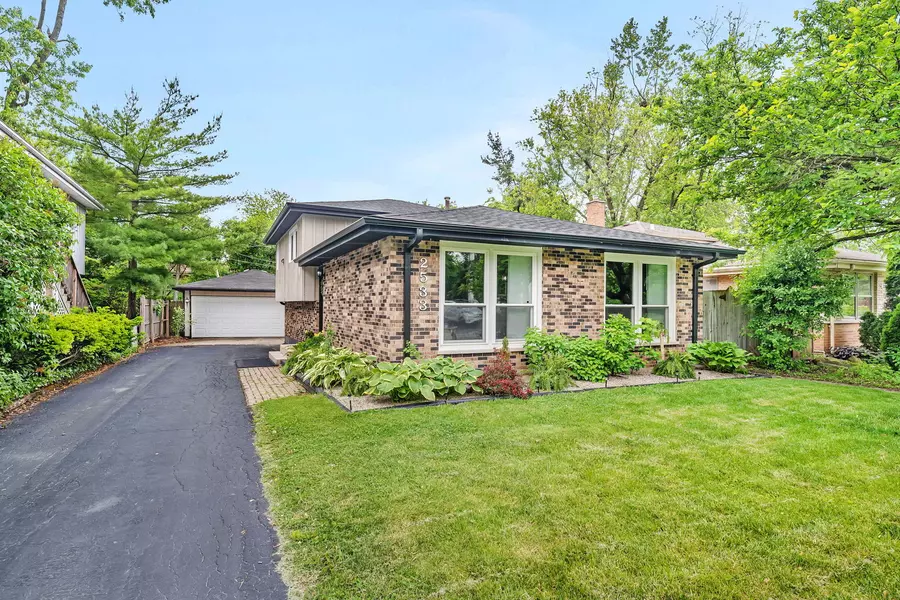 2533 Hickory RD, Homewood, IL 60430