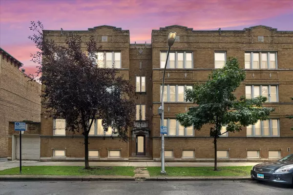 7431 N Hoyne AVE #G, Chicago, IL 60645