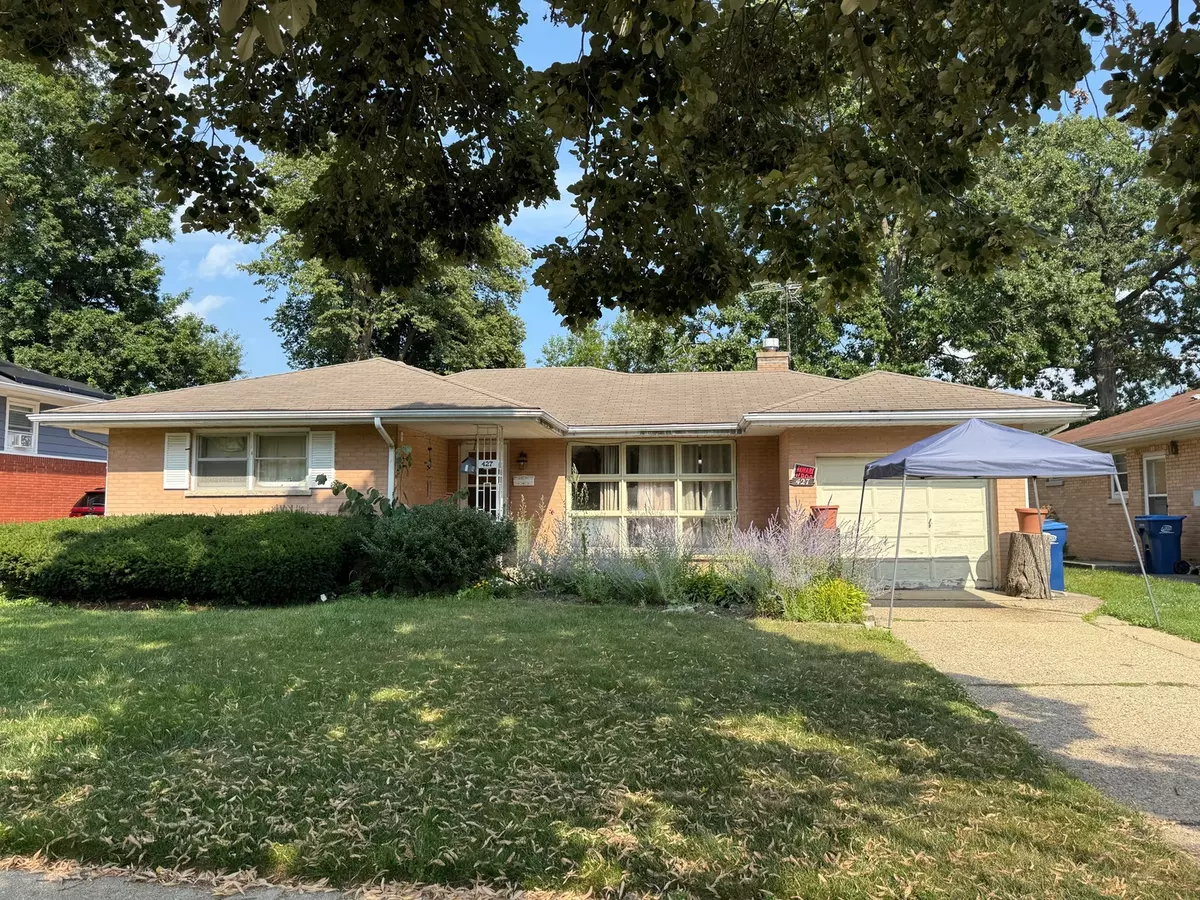 Waukegan, IL 60085,427 Tiffany DR