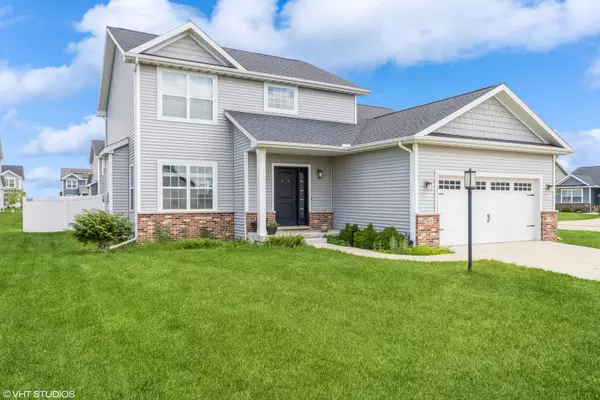 Champaign, IL 61822,3802 Slate DR